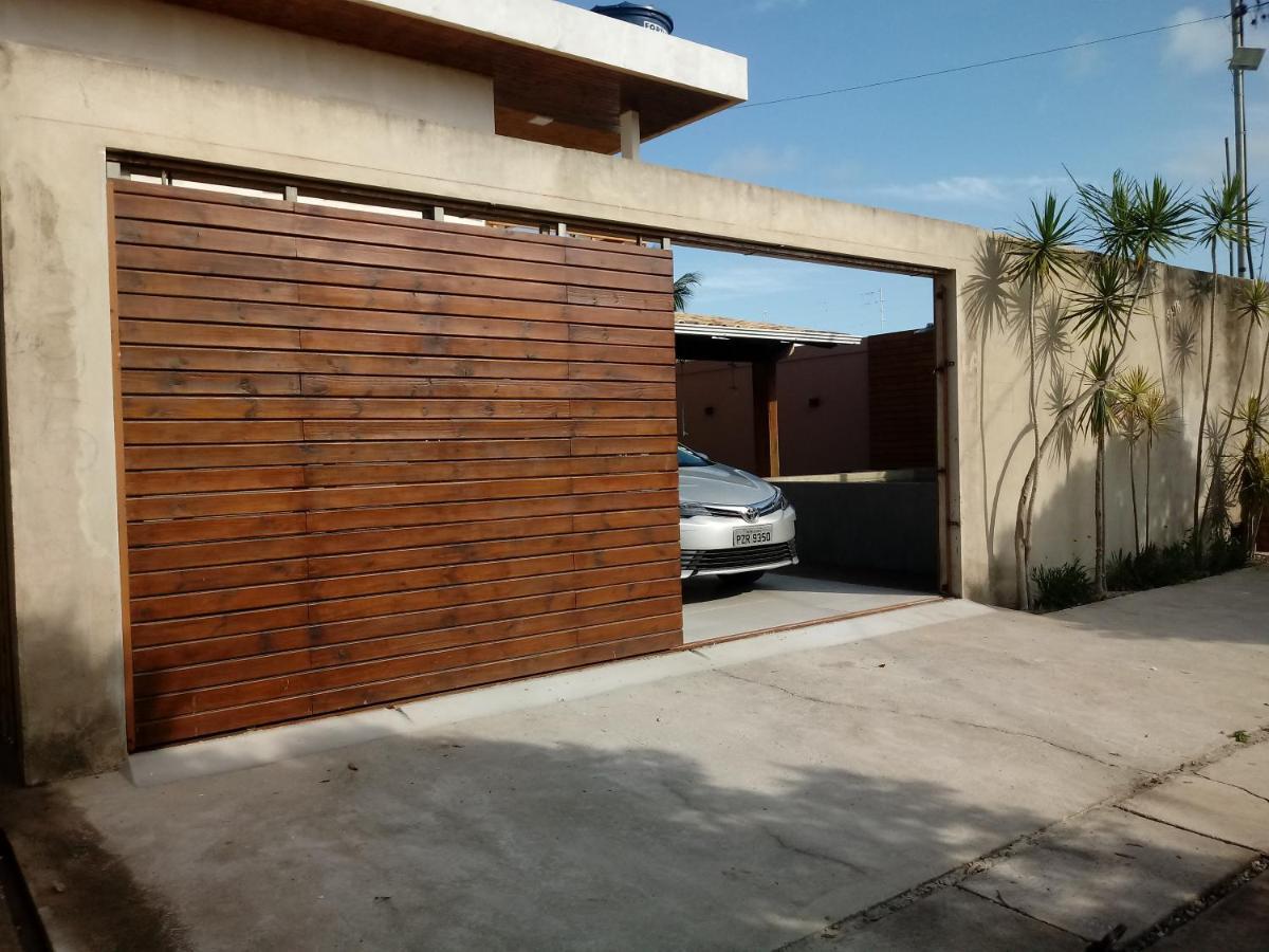 Vila Casa Da Familia Nova Viçosa Exteriér fotografie